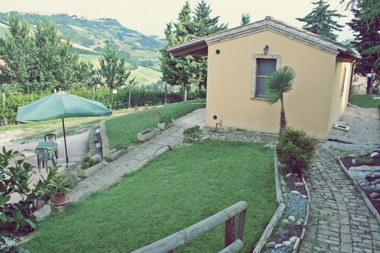 Il Podere Del Nonno Bed and Breakfast Ripatransone Exteriör bild